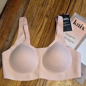knix Smooth Wireless Light Pink Molded Cup Bra